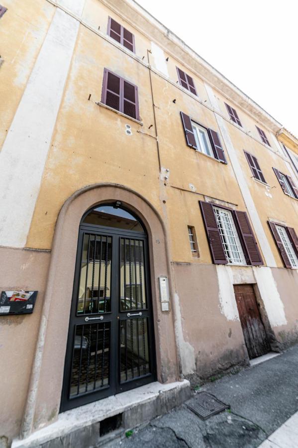 Casa Marin - Metro Malatesta Рим Экстерьер фото